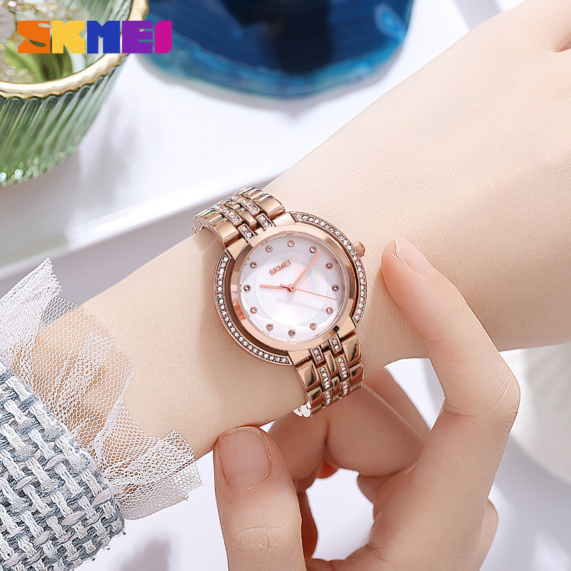 Luxury Watch & Jewellery - Bayan Bilezik Kuvars Saatler Lüks Taklidi